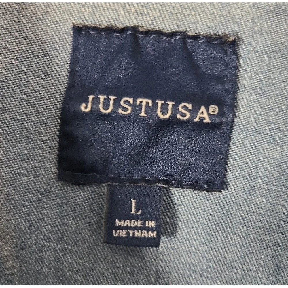 Justusa Girls Denim Jacket Size Large Button Closure. Has 4 Pockets